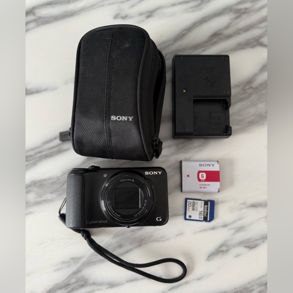 Sony Other - Sony Cyber-shot DSC-H90 16x Optical Zoom
